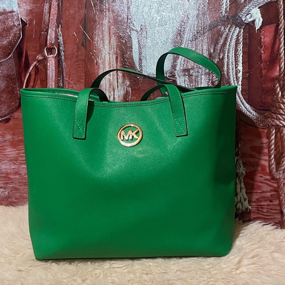 Michael Kors XL green leather tote bag